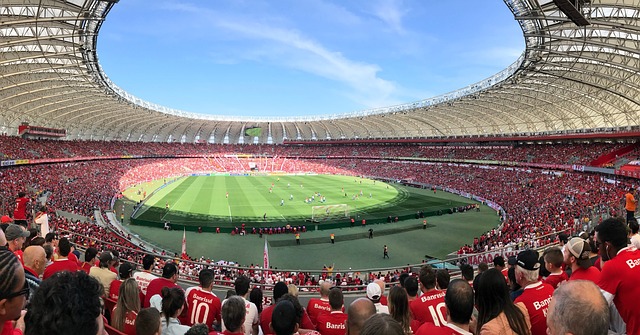 磊未能出场